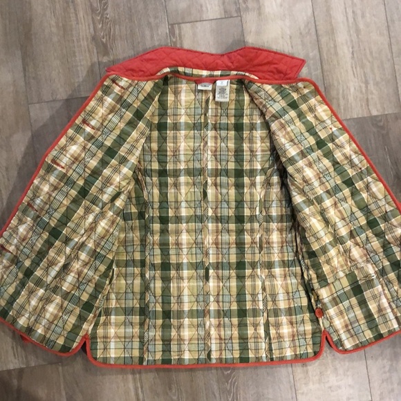 Like new! - L.L. BEAN Quilted Barn Jacket with Thermore Insulation - Picture 6 of 14